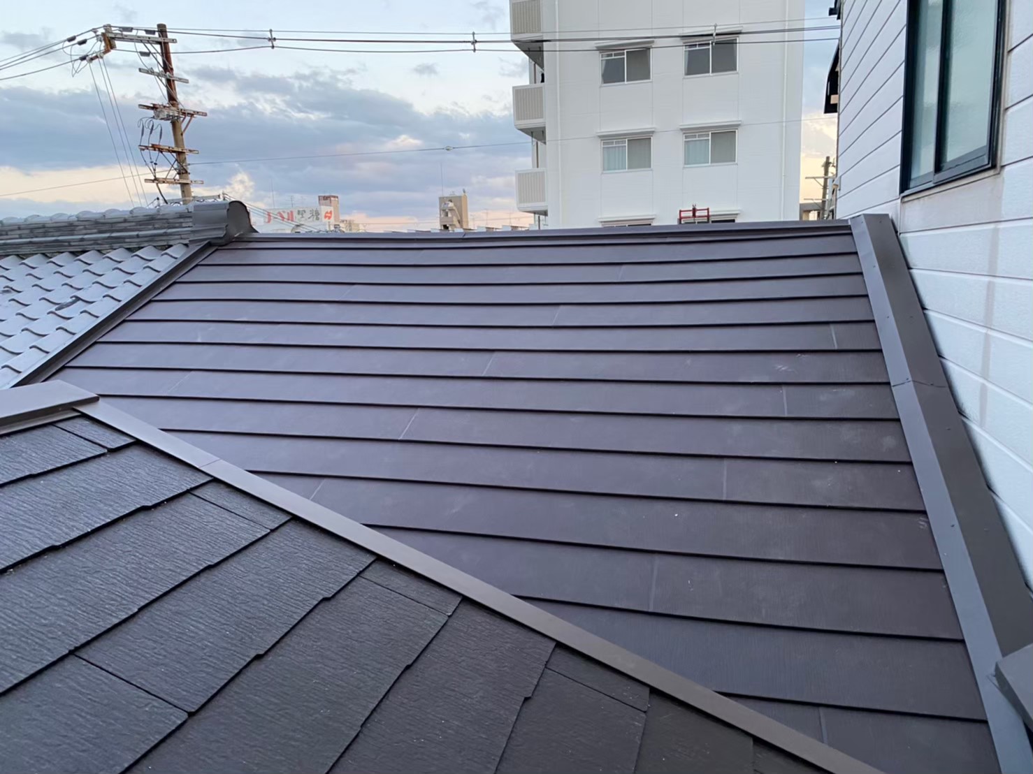 奈良市でスレート屋根をガルテクトでカバー工法にて施行します